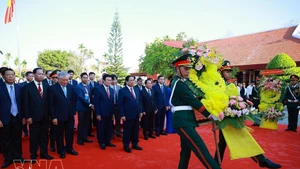 At the ceremony marking the 120th birth anniversary of late Prime Minister Pham Van Dong in Quang Ngai (Photo: VNA)