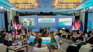 An overview of the 49th Meeting of the High-Level Task Force on ASEAN Economic Integration (HLTF-EI 49).