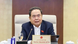 NA Chairman Tran Thanh Man speaks at the meeting (Photo: VNA) 