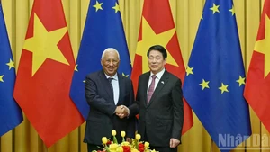 President Luong Cuong and EC President António Costa.