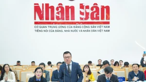 The seminar brings together policymakers, scientists, experts, and representatives of associations and businesses, and featured two thematic presentation sessions.