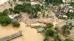Flooding caused by heavy rains in Pidie Jaya Regency, Aceh province, Indonesia, November 27, 2025. (Photo: Xinhua/VNA)