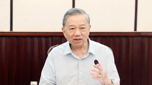 Party General Secretary To Lam speaks at the meeting (Photo: VNA) 
