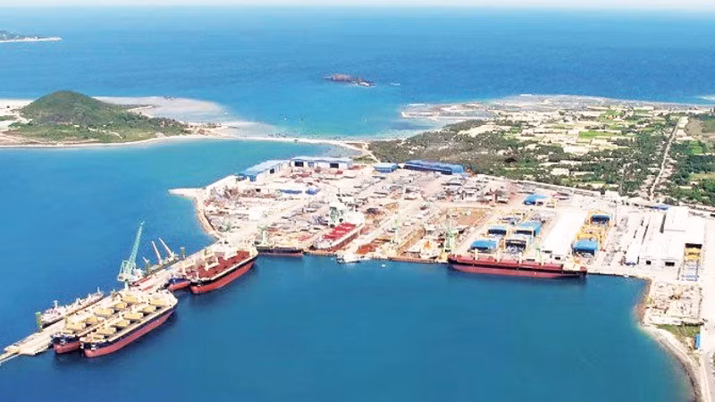 Overview of Hyundai Vietnam Shipyard