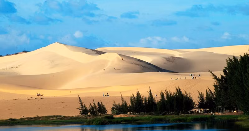 Over the April 30 and May Day holiday, the site received 10,209 visitors, a 35% increase compared to last year.