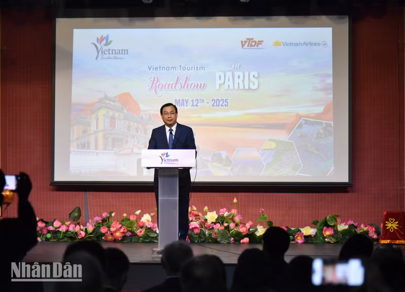 Chairman Nguyen Trung Khanh highlighted that the visit to France by General Secretary To Lam in 2024 marked an important milestone in reinforcing and further deepening cooperation between the two countries, including in the field of tourism.