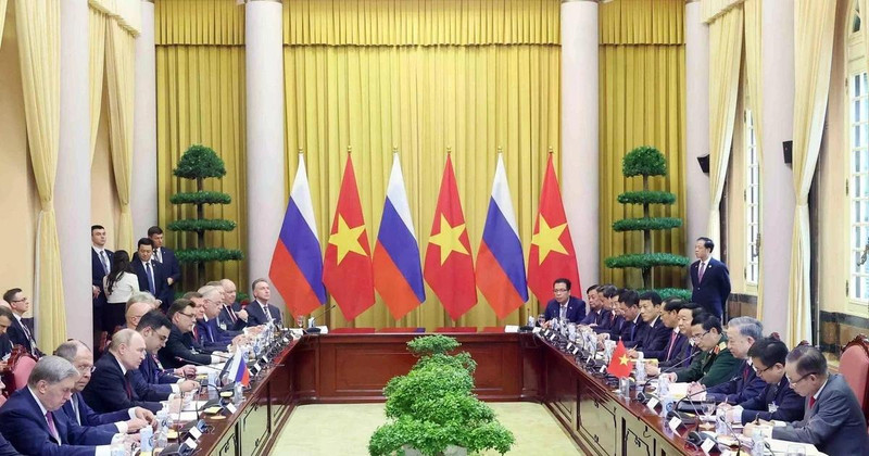 The talks between State President To Lam and Russian President Vladimir Putin in Hanoi on June 20, 2024 (Photo: VNA)