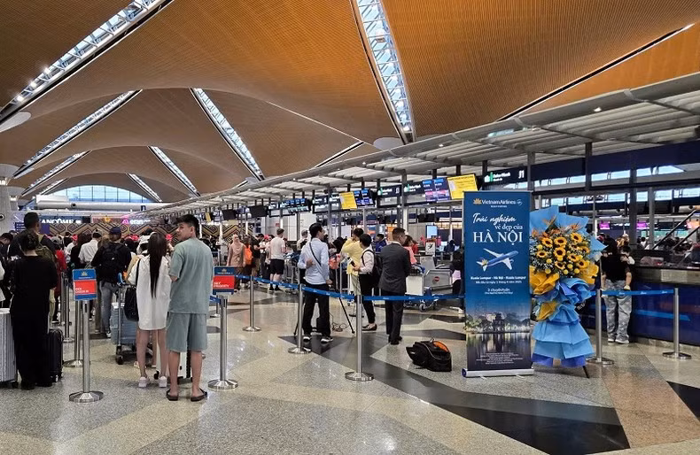 The reopening of the Hanoi-Kuala Lumpur route strengthens trade and cooperation between Vietnam and Malaysia, the ASEAN 2025 Chair. The reopening of the Hanoi-Kuala Lumpur route strengthens trade and cooperation between Vietnam and Malaysia, the ASEAN 2025 Chair.