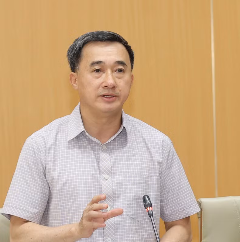 Professor Dr Tran Van Thuan, Deputy Minister of Health, Chairman of the National Medical Council.