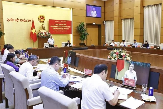 Secretary of the NA Party Committee and NA Chairman Tran Thanh Man speaks at the first meeting of the sub-committee in charge of documents for the first Congress of the National Assembly (NA)’s Party Organisation in Ha Noi on May 8. (Photo: VNA)