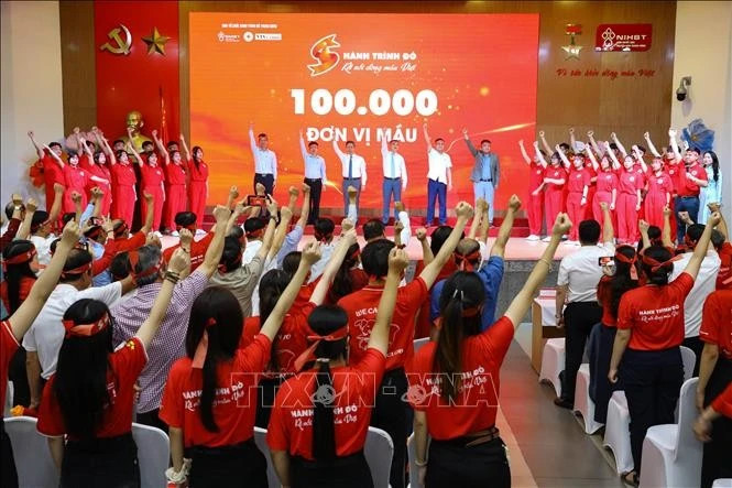 At the launch of the Red Journey blood donation campaign. (Photo: VNA)