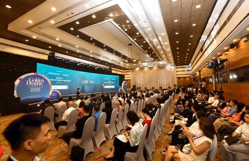 Vietnam remains attractive destination for foreign enterprises: forum