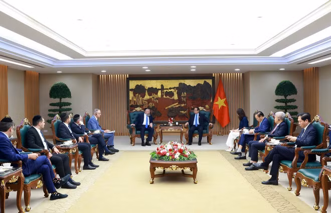 At the meeting (Photo: VNA)