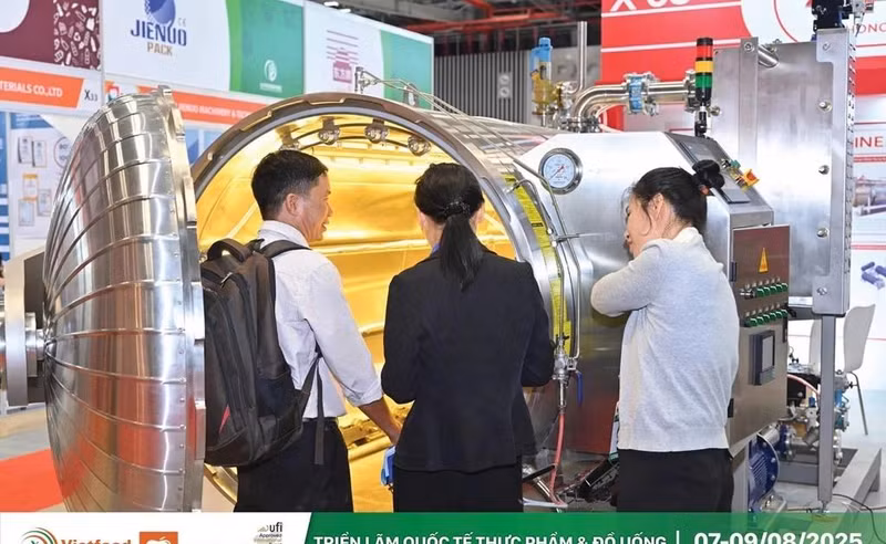 The exhibition will feature top-tier food, beverage, packaging, and processing technologies from global and domestic brands. (Photo: VNA)