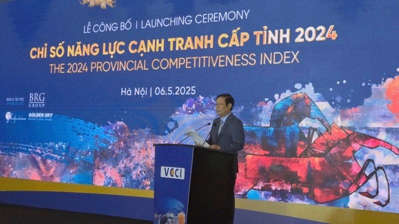 VCCI President Pham Tan Cong delivered remarks at the announcement ceremony.