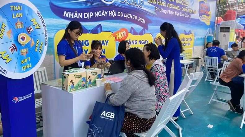 Visitors can register for summer tours with special reduced prices