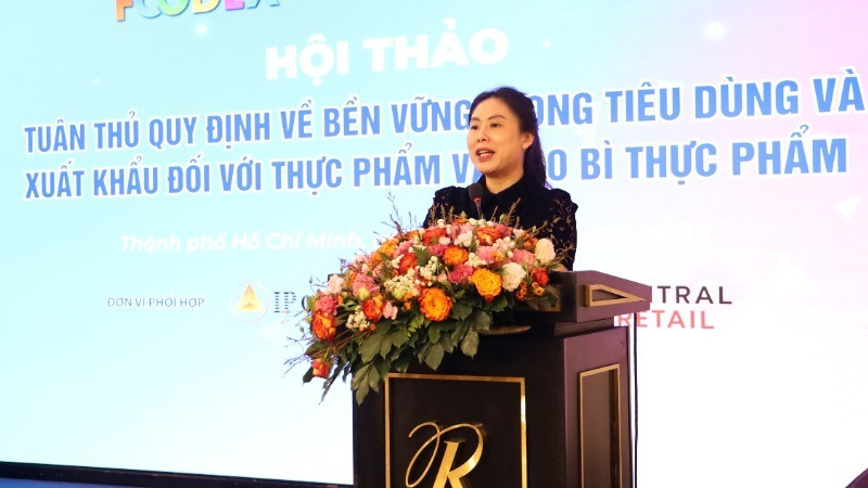 Ho Thi Quyen, IPTC Deputy Director spoke at the event
