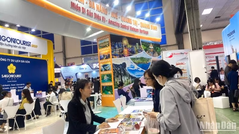 Da Nang participated in the “Land of Miraculous Heritage” pavilion.