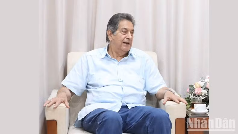 Fredesmán Turró González, former Ambassador of Cuba to Vietnam and Vice President of the Cuba–Vietnam Friendship Association.