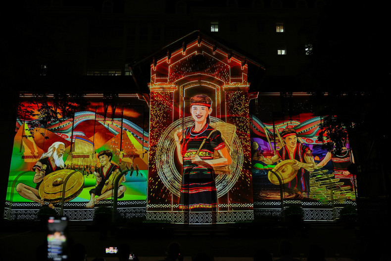 It took the production team more than a month to prepare the materials for the performance. It took the production team more than a month to prepare the materials for the performance.