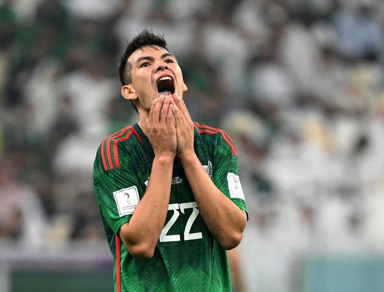 Mexico's Hirving Lozano reacts during their match against Saudi Arabia. REUTERS/Alberto Lingria