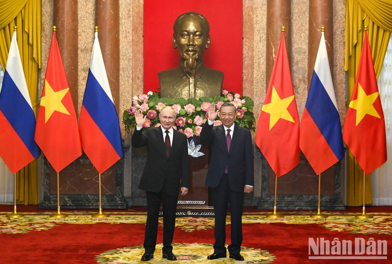 Vietnamese President To Lam and Russian President Vladimir Putin.