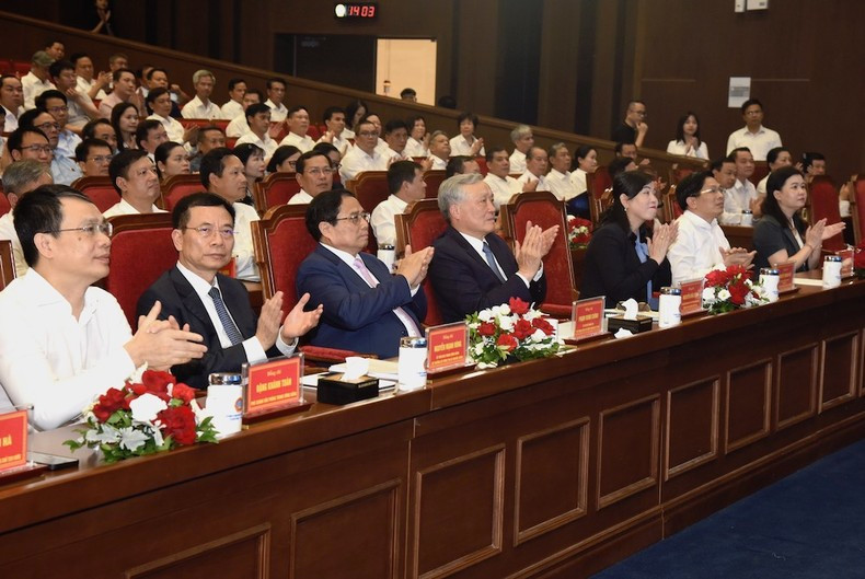 PM Pham Minh Chinh attends the conference. PM Pham Minh Chinh attends the conference.