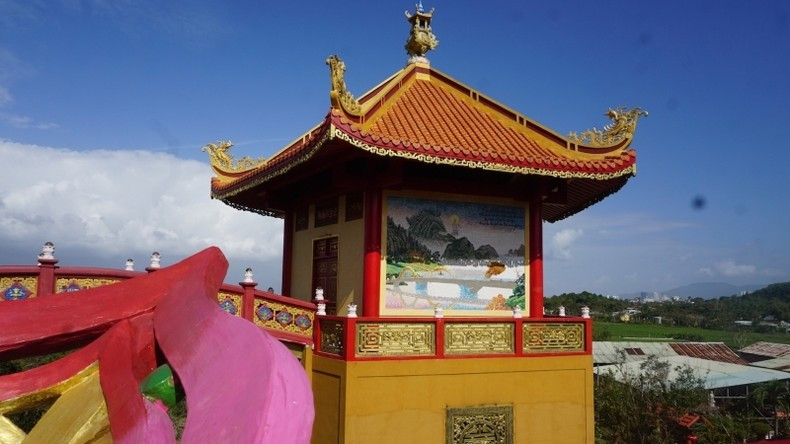 Each painting is meticulously created from small pieces of porcelain.