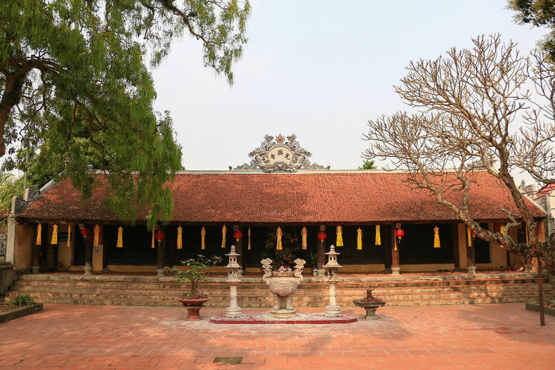Chuong Village Pagoda – a listed historical and artistic monument. Chuong Village Pagoda – a listed historical and artistic monument.