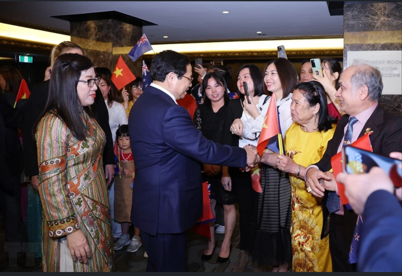 The Vietnamese community in New Zealand welcomes Prime Minister Pham Minh Chinh and his spouse.