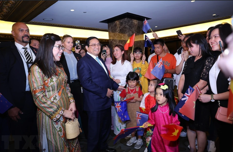 The Vietnamese community in New Zealand welcomes Prime Minister Pham Minh Chinh and his spouse.