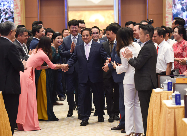 PM Pham Minh Chinh arrives at the National Legal Portal launch ceremony. PM Pham Minh Chinh arrives at the National Legal Portal launch ceremony.