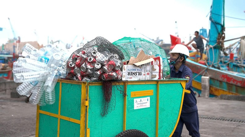 The waste collection model from fishing boats is bringing positive results in protecting the marine environment.