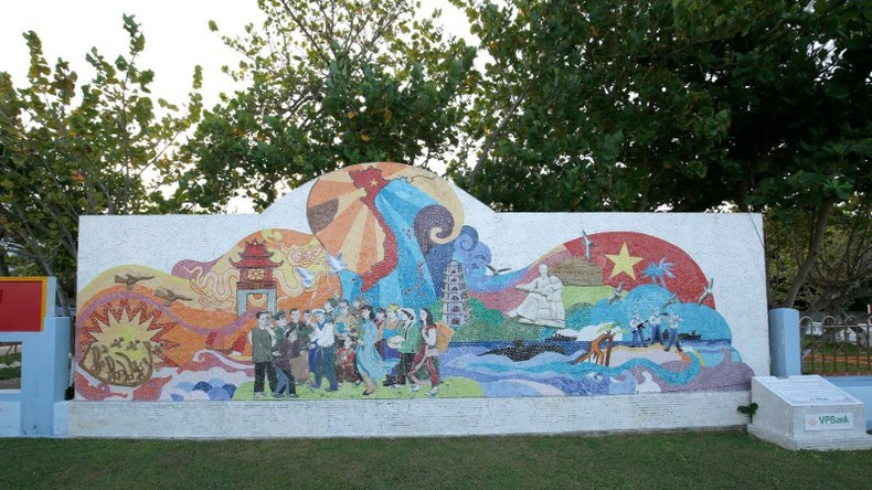 For the military and civilians on Truong Sa Island, these are works filled with faith and hope.