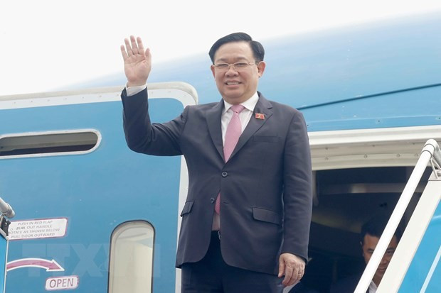 National Assembly Chairman Vuong Dinh Hue arrives at Noi Bai International Airport in Hanoi.