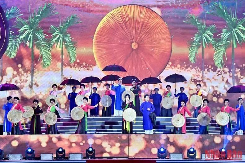 A performance of quan ho singing. A performance of quan ho singing.