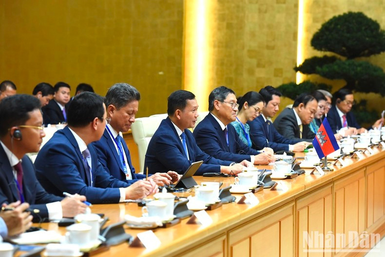Cambodian Prime Minister Hun Manet and members of the Cambodian government.