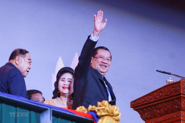 Cambodian Prime Minister Hun Sen at the closing ceremony of the 32nd SEA Games. Cambodian Prime Minister Hun Sen at the closing ceremony of the 32nd SEA Games.