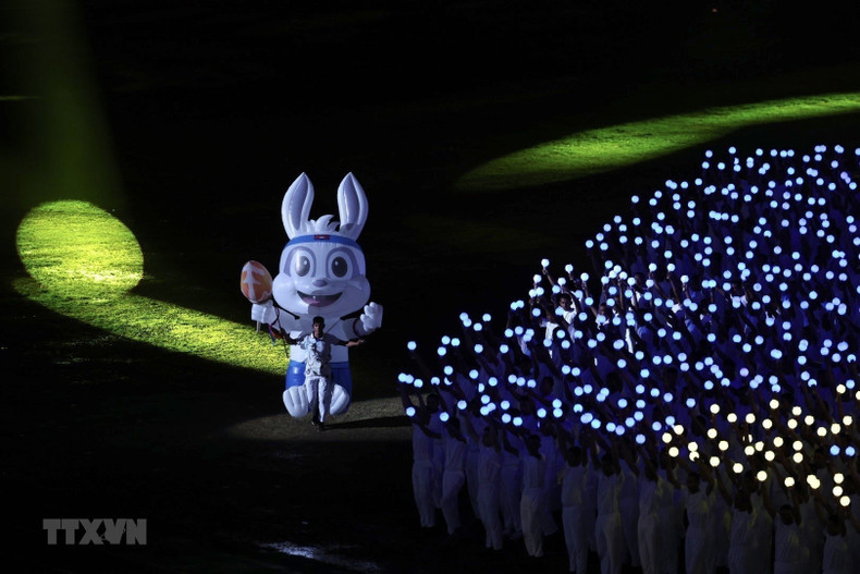 The mascot of the 32nd SEA Games at Morodok Techo Stadium. The mascot of the 32nd SEA Games at Morodok Techo Stadium.