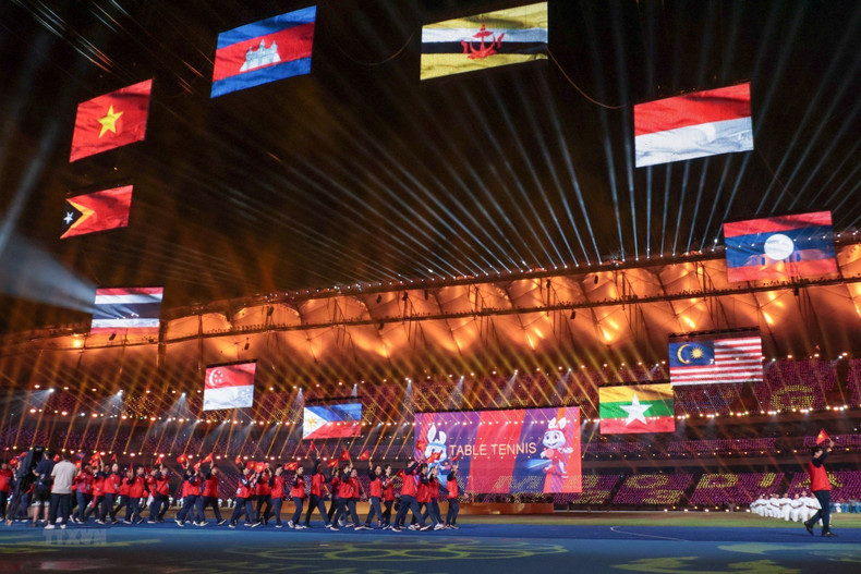 The Vietnamese delegation march at Morodok Techo Stadium. The Vietnamese delegation march at Morodok Techo Stadium.