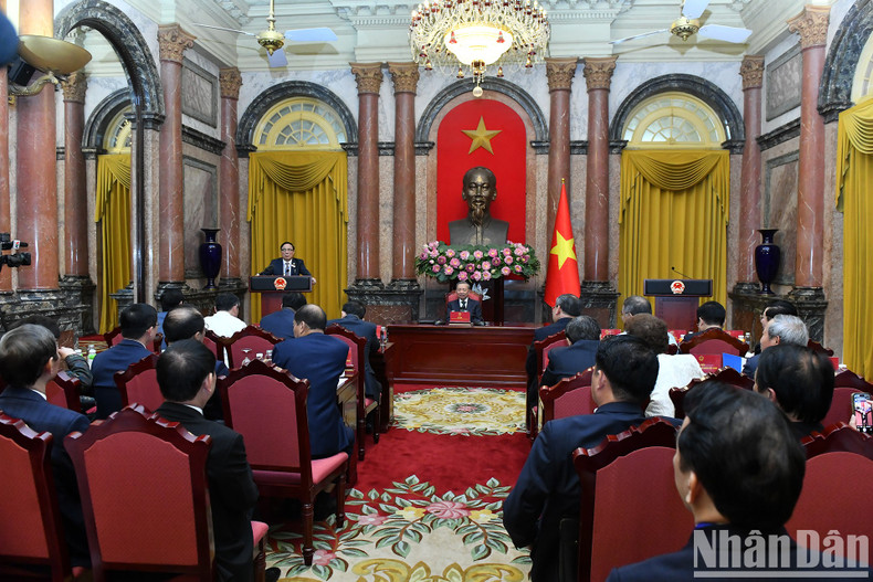 An overview of the event. An overview of the event.