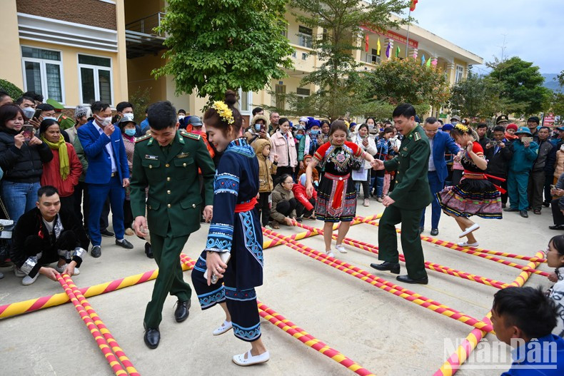 A wide range of exciting cultural events are held at the event, attracting the participation of delegates and residents. A wide range of exciting cultural events are held at the event, attracting the participation of delegates and residents.