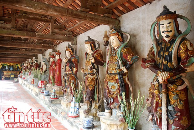 Nom Pagoda is currently home to more than 100 old statues made of clay, but there hasn’t been exact information about the time and process of their creation. (Photo: baotintuc.vn) Nom Pagoda is currently home to more than 100 old statues made of clay, but there hasn’t been exact information about the time and process of their creation. (Photo: baotintuc.vn)