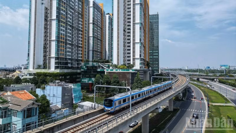 The Ben Thanh-Suoi Tien metro line is expected to be extended by more than 41 kilometres to Long Thanh International Airport. (Photo: The Anh)