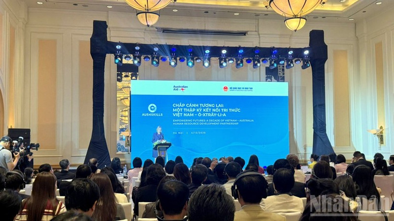 An overview of the ceremony marking ten years of Aus4Skills. (Photo: Trung Hung)