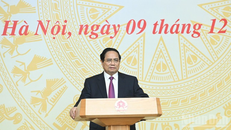 Prime Minister Pham Minh Chinh speaks at the 25th meeting of the National Steering Committee for Combating IUU Fishing on December 9. (Photo: Tran Hai)