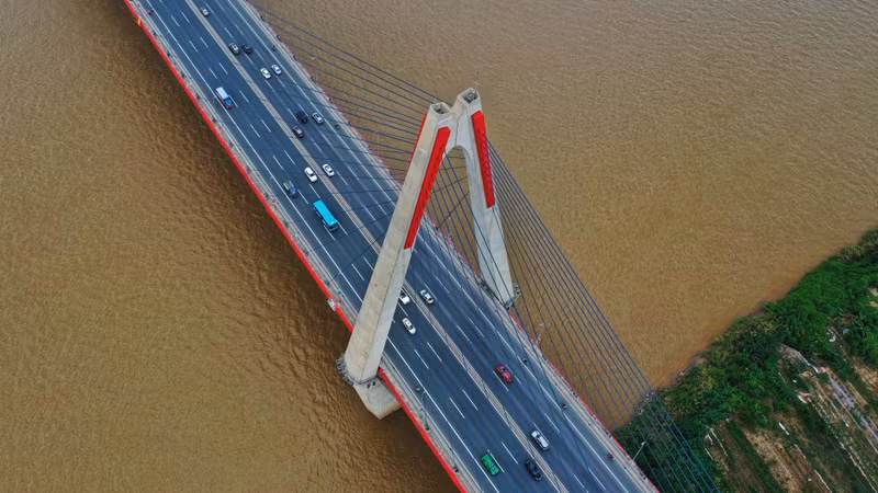 The Red River will serve as the backbone of Ha Noi’s future urban structure.