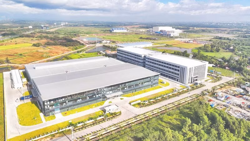 The Long Thanh High-Tech Industrial Park is being developed in line with green, eco-industrial park standards.