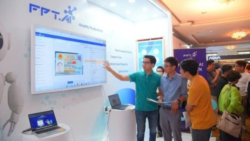 Customers experiencing an AI solution developed by FPT Corporation.