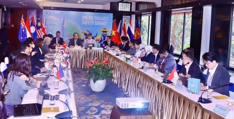 An overview of the Online Product Safety Summit.